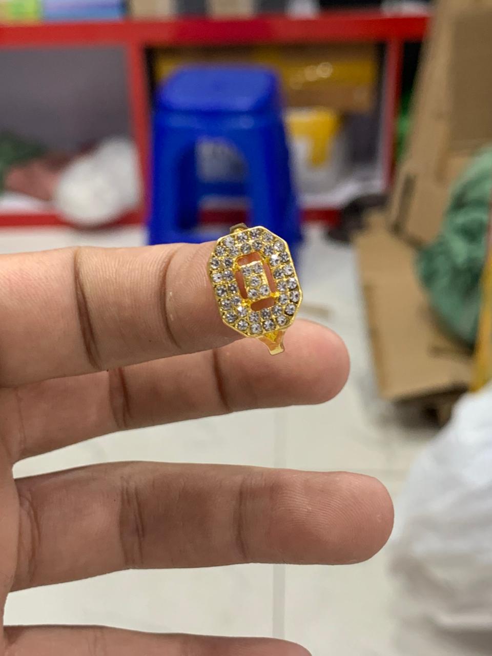 A58 Plus Smartwatch Womens Luxury Watch Gift Set Women Jewelry Wearing 8 In1