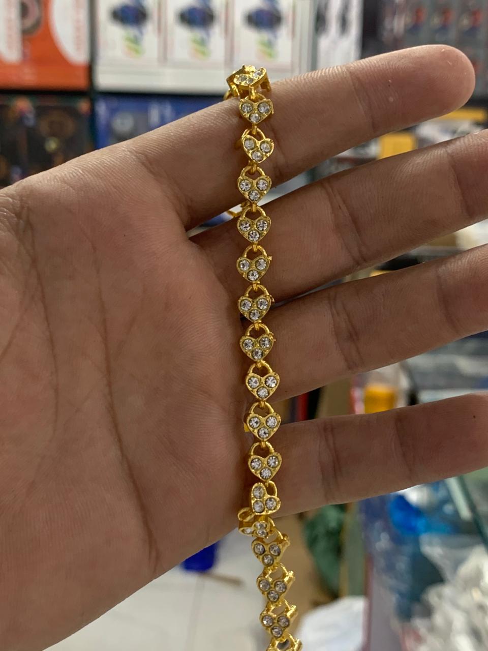 A58 Plus Smartwatch Womens Luxury Watch Gift Set Women Jewelry Wearing 8 In1